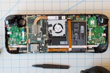Steam Deckの中身を見てみよう！Valveが「おすすめはしない」とのコメント付きで分解映像を公開 画像