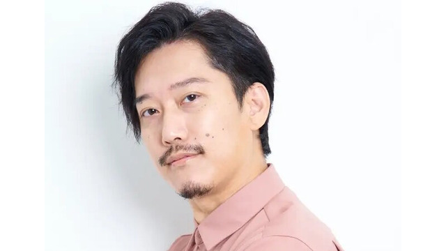 配信者・布団ちゃん、所属eスポーツチームから契約解除―カラオケボックスで下半身を露出、メニュー表で陰部を隠す様子を配信 画像