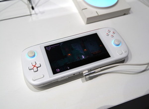携帯機型UMPC「AYANEO AIR」が実機出展！「ニンテンドースイッチ ライト」サイズのWindows11搭載ゲーミングPC【TGS2022】 画像