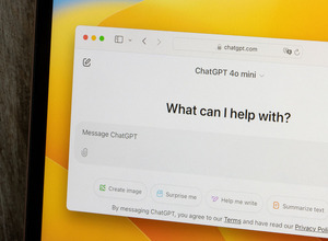 OpenAI、ChatGPTが未成年ユーザの猥談相手になってしまう「バグ」を修正へ 画像