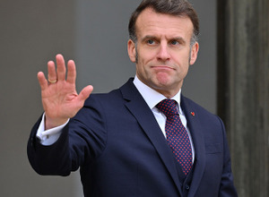 仏マクロン大統領「ゲームは支持しているが、子供たちに与える影響も調べる必要がある」と反発に釈明。ゲーム発のネットミームも使いこなしてゲーマーにアピール 画像