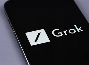イーロン・マスク、Grokの強化にOpenAIのモデルを「蒸留」したことを認める 画像
