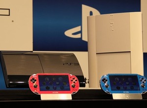 新カラーPSVita & 新型プレイステーション3をチェック 画像