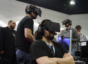 【E3 2013】Oculus Riftには長蛇の列、初の国産タイトルも展示 ― IndieCadeショウケースフォトレポート 画像