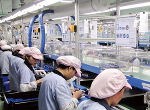 過酷な労働条件が伝えられる中国フォックスコン、従業員の賃金を20%アップ 画像