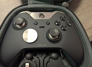 「Xbox Eliteワイヤレスコントローラー」生産数が100万突破 画像