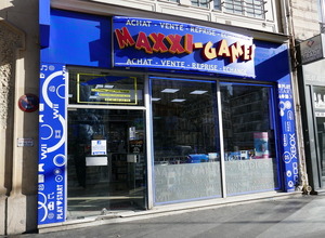 古今東西のゲームが揃うパリにある博物館のようなゲームショップ 画像