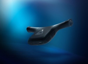 「HTC Vive」公式ワイヤレス化アダプター、国内向け販売ならず―電波法の問題で不認可 画像