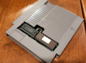 未発表の海外ファミコンゲームが30年越しに発見!元任天堂社員が開発カートリッジを保有 画像