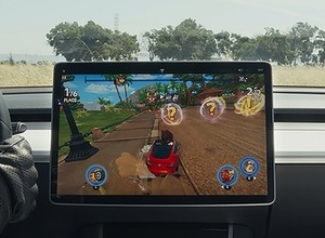 車内でゲームが遊べる「Tesla Arcade」開発のテスラが新たにゲーム専門スタッフを募集中 画像