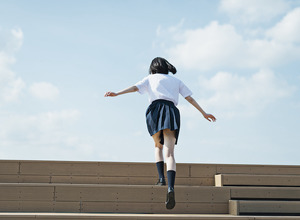逆方向のアイドルビジネス「さくら学院」の成功と「閉校」の理由とは 画像
