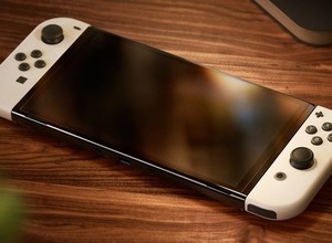 スイッチ（有機ELモデル）の「画面フィルム」を剥がさないで！取り返しのつかない要素に、任天堂が注意喚起 画像