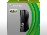 リキッドブラックカラーの「Xbox360 250GB」が登場、年内順次発売へ 画像