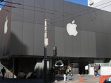 【GDC2012】アップルの新型iPad、会場は報道陣で埋め尽くされる 画像