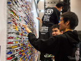 5000台ウォールとエヴァコラボ実車を初公開　トミカ55周年「TOMICA OWNERS MEETING」開幕 画像