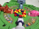 玩具メーカーのハスブロ、ジンガのソーシャルゲームを題材にしたリアル玩具各種を開発 画像