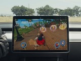 車内でゲームが遊べる「Tesla Arcade」開発のテスラが新たにゲーム専門スタッフを募集中 画像