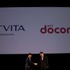 ソニーは本日開催した「SCEJ Press Conference」において、PSVitaのデータ通信についてパートナー企業にNTTドコモを決定したことを明らかにしました。発表会ではNTTドコモの辻村清行副社長も登壇し意気込みを語りました。