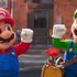 任天堂、「マリオ」で新規・復帰層を狙い撃つ？ 映画「スーパーマリオ」の大成功後にゲームラッシュで猛攻する先見性