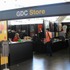 GDCのオフィシャルショップで、多数のロゴ入りグッズなどを販売している「GDC STORE」。今年はサウスホールの1階にお店を構えています。