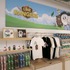 LINE株式会社は、日本初となるLINEキャラクターグッズショップ「LINE FRIENDS STORE」を12月13日(土)に原宿にオープンするのに先立ち、報道関係者向けの内覧会を実施しました。