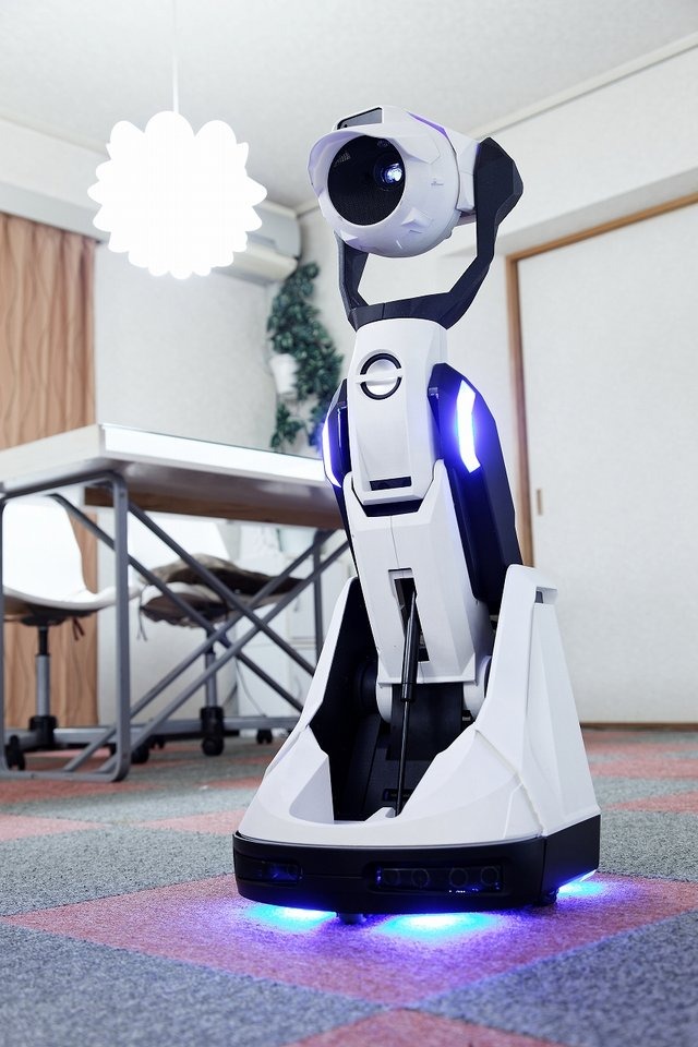 Tipron ロボットプロジェクター Cerevo - 映像機器